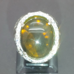 Batu Fire Opal Hijau