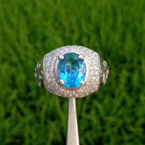 Cincin Mustika Blue Topaz Lulus Tes Bersertifikat