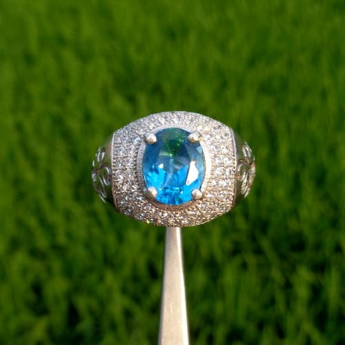 Cincin Mustika Blue Topaz Lulus Tes Bersertifikat