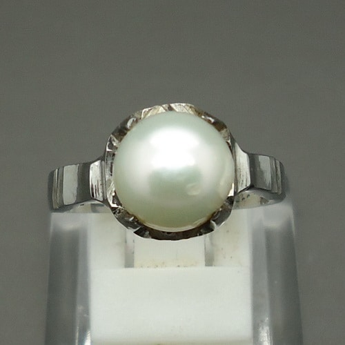 Cincin Batu  Mutiara  Bertuah