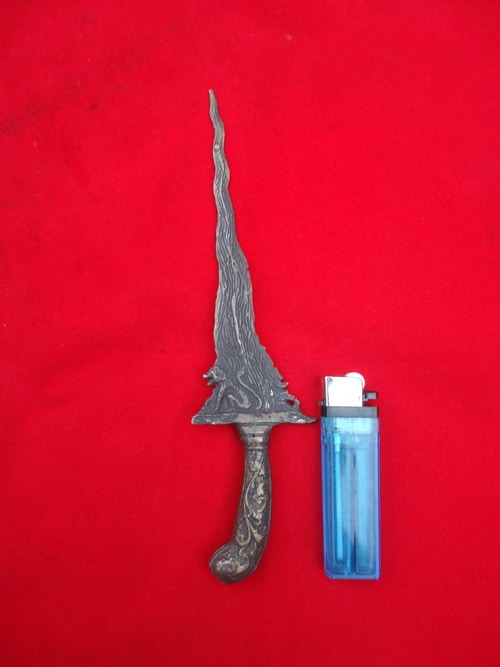 Keris Singo Barong Besi Kursani Pusaka Dunia keris singo barong besi kursani pusaka dunia