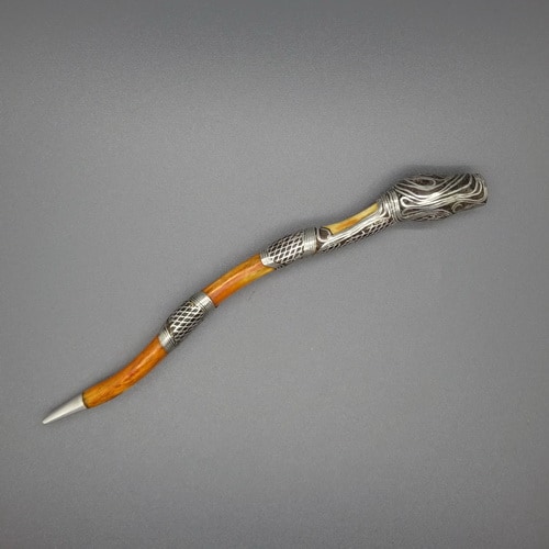 Pipa Rokok Berpamor Antik