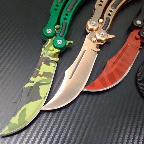 Senjata Pisau Balisong Tiga Varian Warna