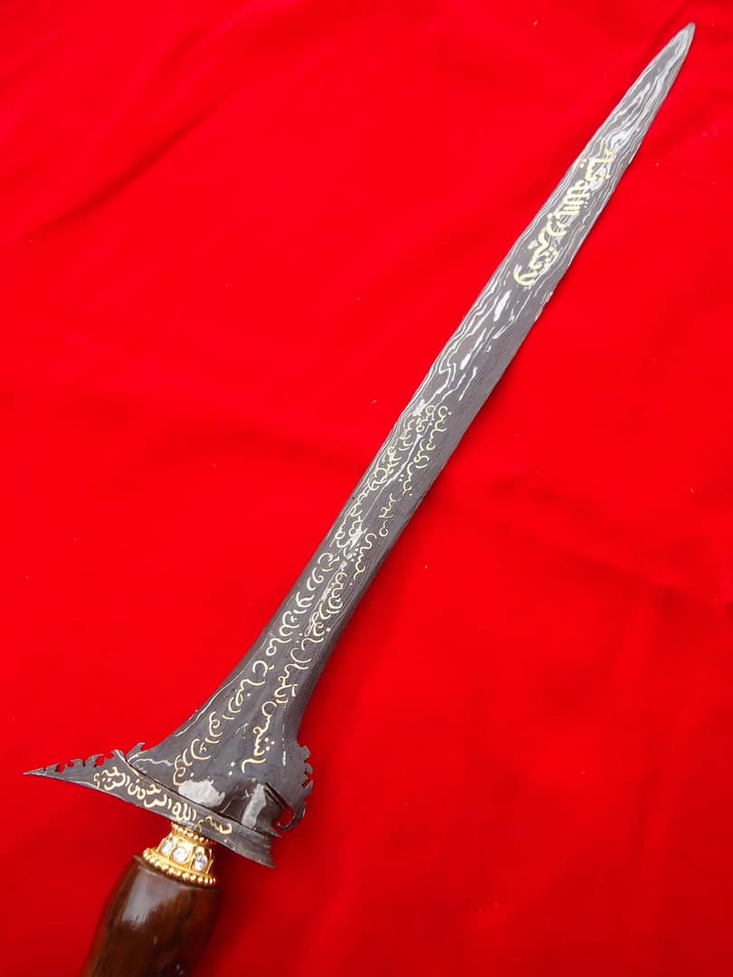 Keris Berajah Tulisan Arab - Pusaka Dunia