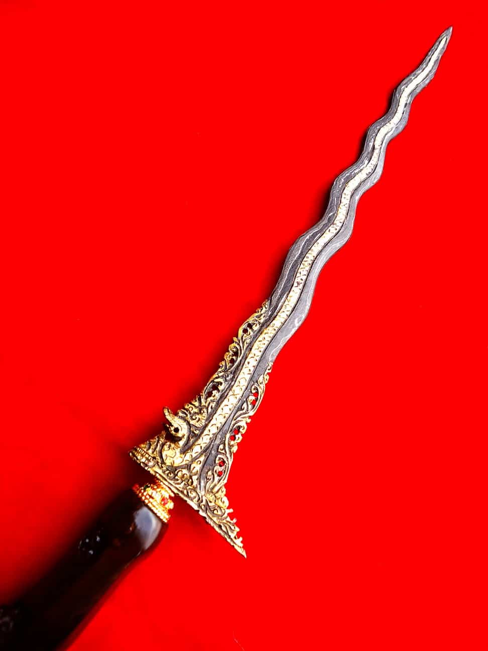 Keris Naga Raja Kinatah Emas Kerawang Pusaka Dunia