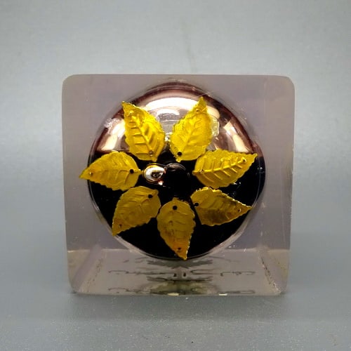 Minyak Apel Jin Hitam Daun 7 - Pusaka Dunia