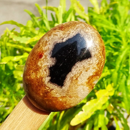 Batu Mustika Anti Tuyul