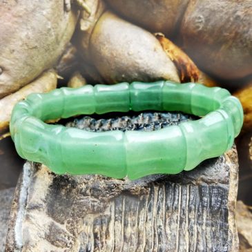  Gelang  Kesehatan  Giok Hijau Motif Tulang Pusaka Dunia