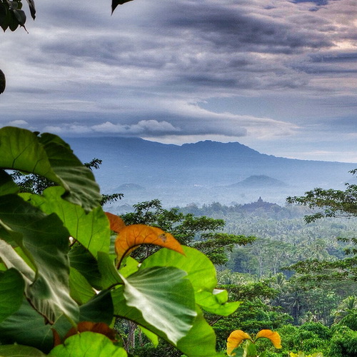 Pusaka Gunung Ayamayam - Pusaka Dunia