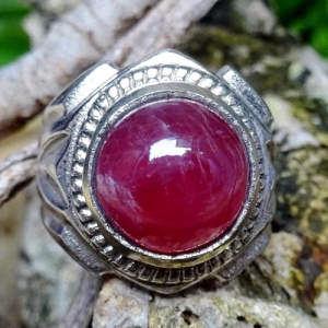 Cincin Mustika Merah Delima Ampuh Koleksi Sesepuh