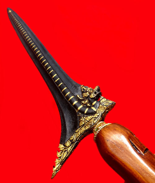 Keris Pusaka Naga Raja  Welang