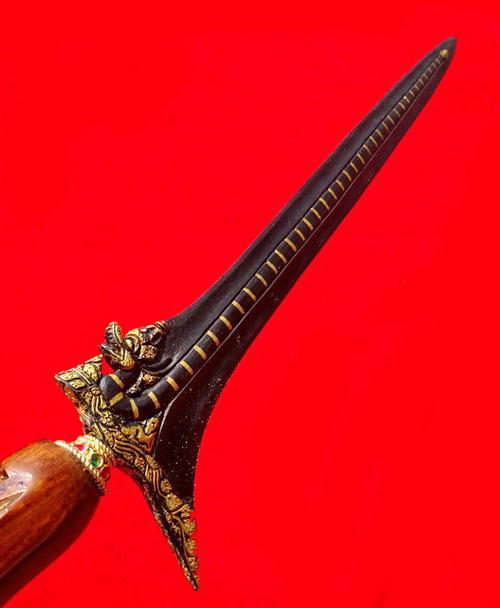 Keris Pusaka Naga Raja  Welang